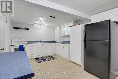 1176 Medoc Court Ottawa ON K1C 2S6