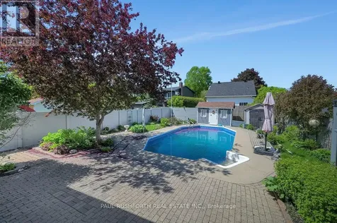 1176 Medoc Court Ottawa ON K1C 2S6