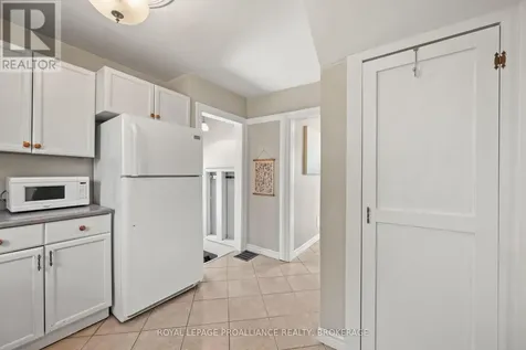 560 King Street West Gananoque ON K7G 2H1