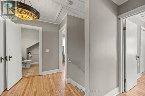 560 King Street West Gananoque ON K7G 2H1