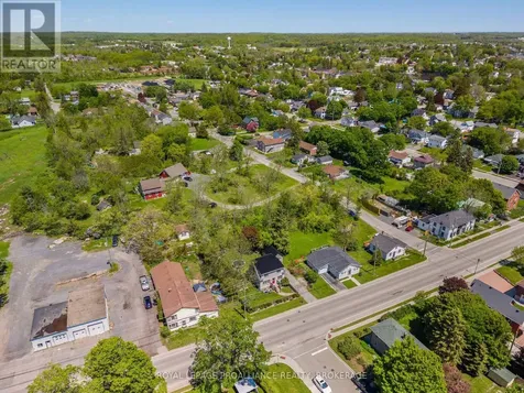 560 King Street West Gananoque ON K7G 2H1