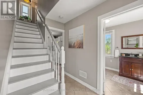 560 King Street West Gananoque ON K7G 2H1