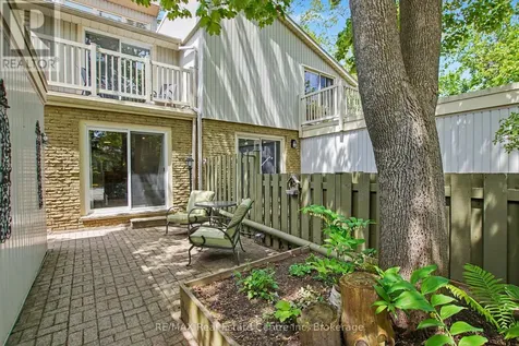 37 Wilsonview Avenue Guelph (dovercliffe Park/old University) ON N1G 2W5