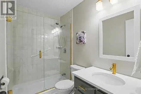 37 Wilsonview Avenue Guelph (dovercliffe Park/old University) ON N1G 2W5