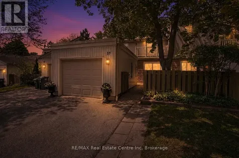 37 Wilsonview Avenue Guelph (dovercliffe Park/old University) ON N1G 2W5