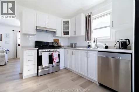 24 Simonton Drive Chatham ON N7M 5C6