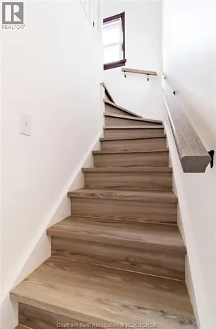 24 Simonton Drive Chatham ON N7M 5C6