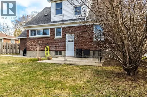 24 Simonton Drive Chatham ON N7M 5C6