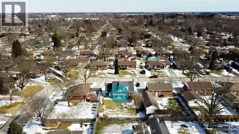 24 Simonton Drive Chatham ON N7M 5C6