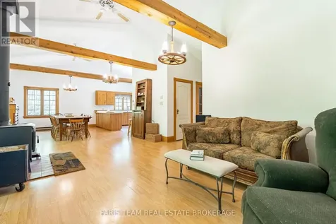 741 Ingram Road Oro-medonte ON L0K 1E0