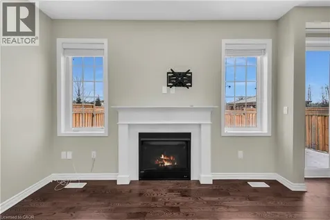 75 Forest Ridge Avenue Waterdown ON L8B 1V4