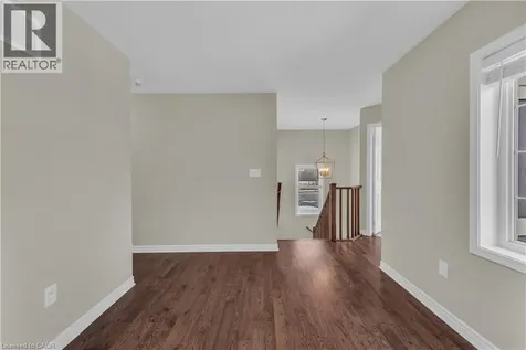 75 Forest Ridge Avenue Waterdown ON L8B 1V4