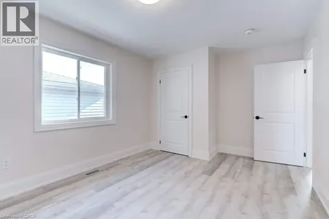 38 East 16th Street Hamilton ON L9A 4H9