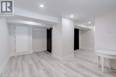 38 East 16th Street Hamilton ON L9A 4H9