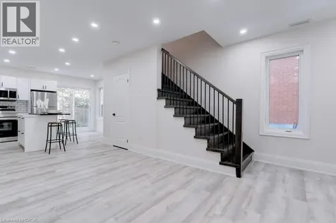 38 East 16th Street Hamilton ON L9A 4H9
