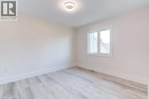 38 East 16th Street Hamilton ON L9A 4H9