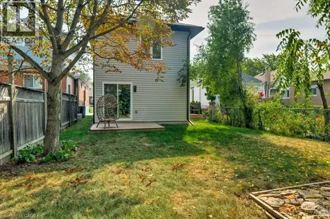 38 East 16th Street Hamilton ON L9A 4H9