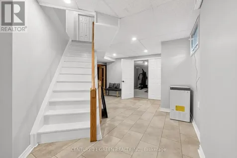 21 Hawkswood Drive Kitchener ON N2K 4J6