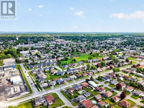 250 Lourdes Avenue Cornwall ON K6H 0E8