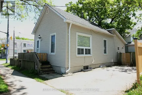 175 Davis Street Sarnia ON N7T 1A5