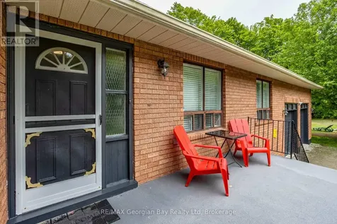 50 Leonard Road Tiny ON L9M 2H7