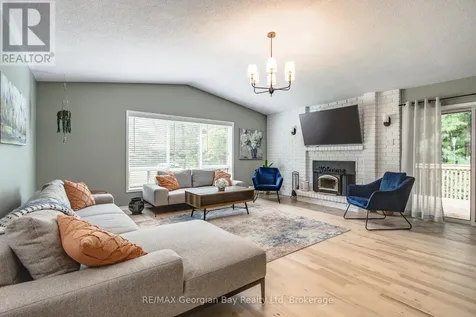 50 Leonard Road Tiny ON L9M 2H7