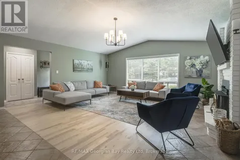 50 Leonard Road Tiny ON L9M 2H7