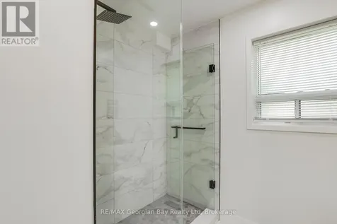50 Leonard Road Tiny ON L9M 2H7