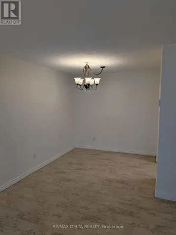 2044 Arrowsmith Drive Ottawa ON K1J 7V8