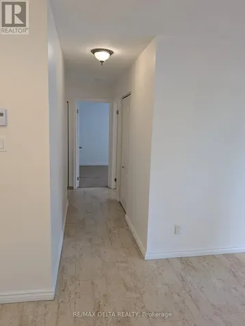 2044 Arrowsmith Drive Ottawa ON K1J 7V8
