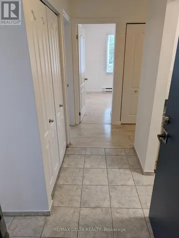 2044 Arrowsmith Drive Ottawa ON K1J 7V8