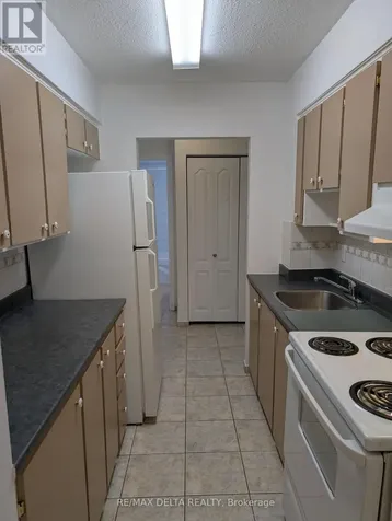 2044 Arrowsmith Drive Ottawa ON K1J 7V8