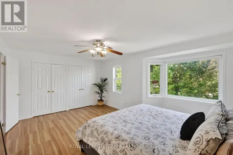 4 Mill Hill Road Ottawa ON K2H 9N4