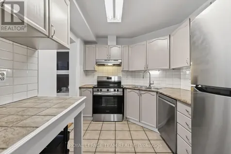 4 Mill Hill Road Ottawa ON K2H 9N4