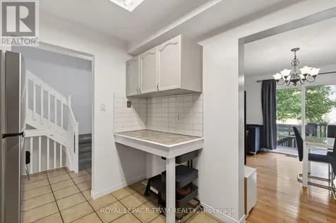 4 Mill Hill Road Ottawa ON K2H 9N4