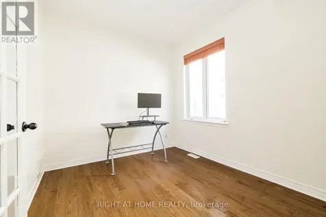 109 Coyote Crescent Ottawa ON K2S 2G4