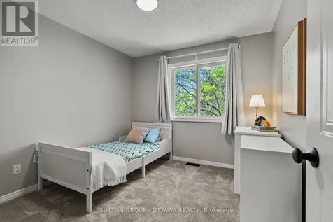 94 Piper Crescent Ottawa ON K2K 2S9