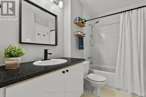 94 Piper Crescent Ottawa ON K2K 2S9