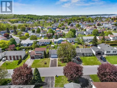 2659 Liliane Street Clarence-rockland ON K4K 1M2