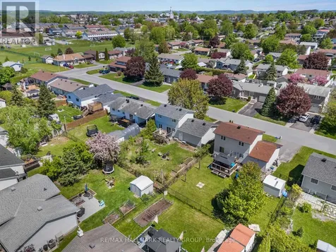2659 Liliane Street Clarence-rockland ON K4K 1M2