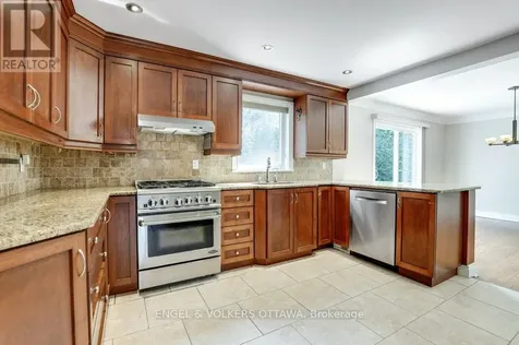 23 Biscayne Crescent Ottawa ON K2E 5R9