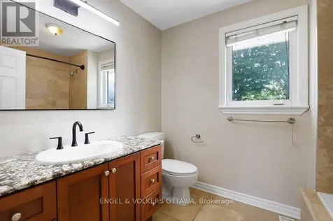 23 Biscayne Crescent Ottawa ON K2E 5R9