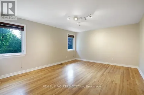 23 Biscayne Crescent Ottawa ON K2E 5R9