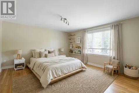 23 Biscayne Crescent Ottawa ON K2E 5R9
