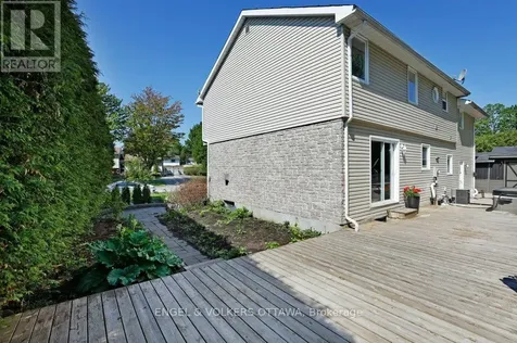 23 Biscayne Crescent Ottawa ON K2E 5R9