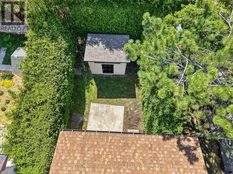 1530 Mimosa Avenue Ottawa ON K1G 4C9