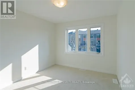 261 Elsie Macgill Walk Ottawa ON K2W 0L4