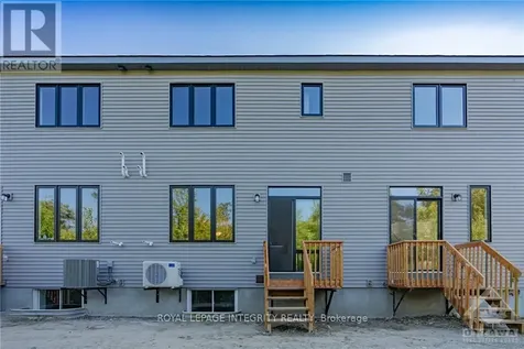 261 Elsie Macgill Walk Ottawa ON K2W 0L4