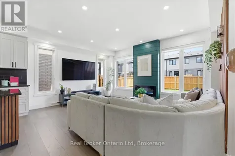 92 Moon Crescent Cambridge ON N1S 0C4