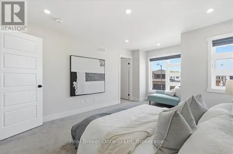 92 Moon Crescent Cambridge ON N1S 0C4